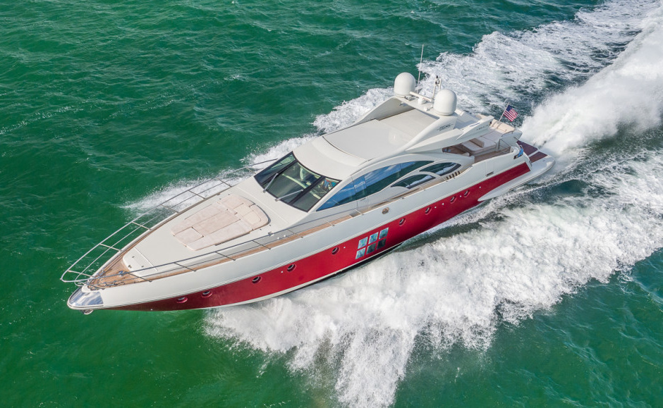 Azimut Scarlet