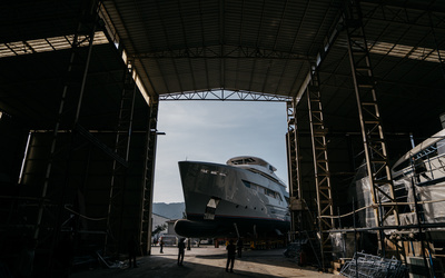 Bering 145