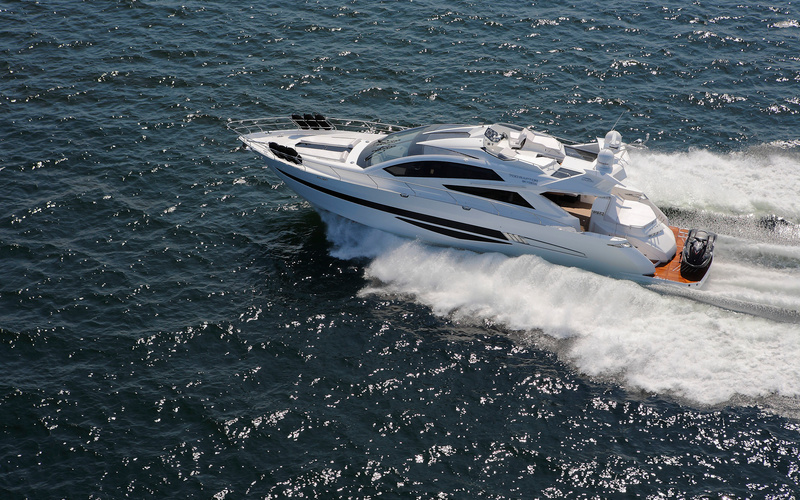 Galeon 700 Skydeck