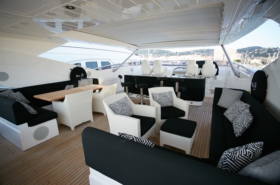 Sunseeker Lady Volantis