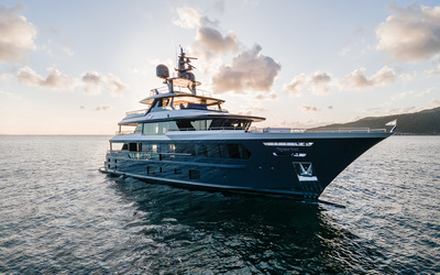 MCP Yachts 37.4M