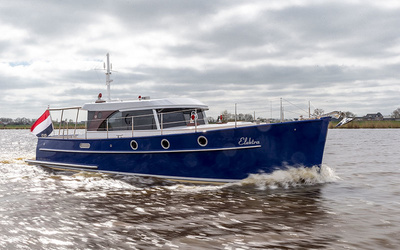 Serious Gently 40' Lausanne