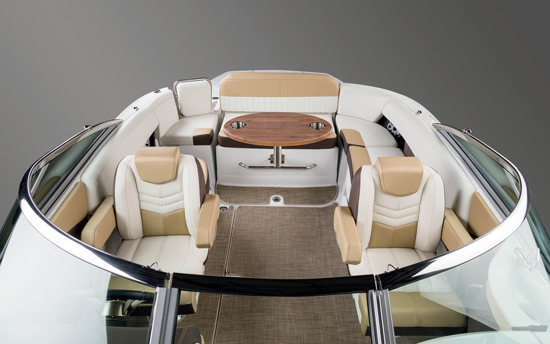Cruisers Yachts 258 Bow Rider