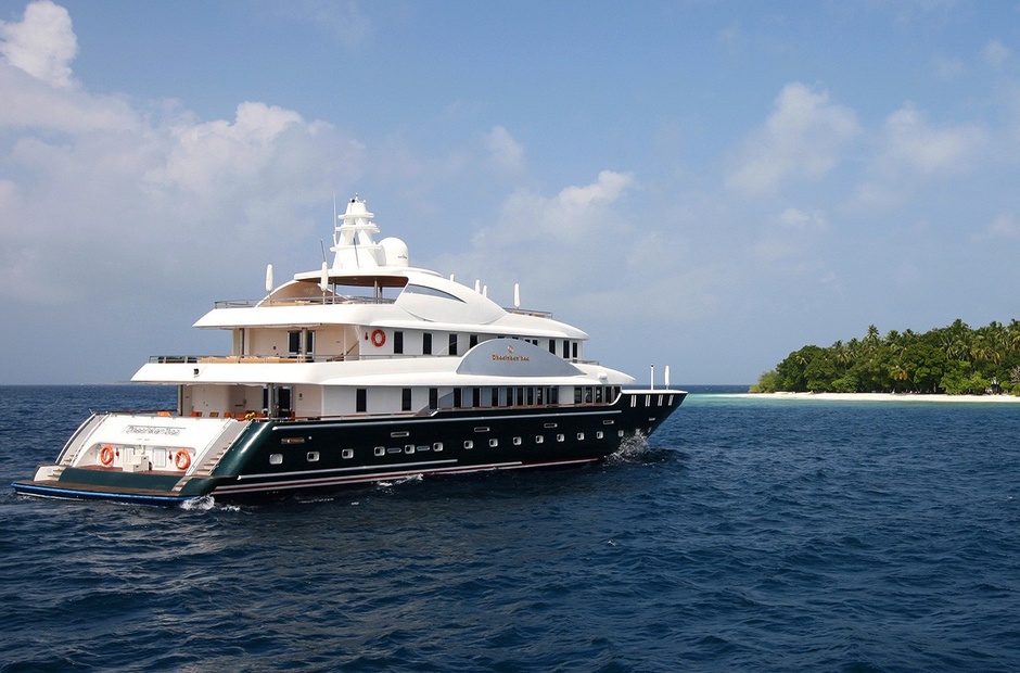 Fairline Dhaainkan'baa