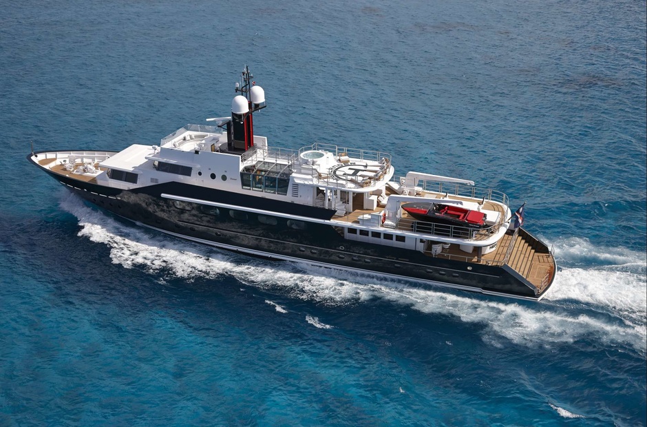 Feadship Highlander