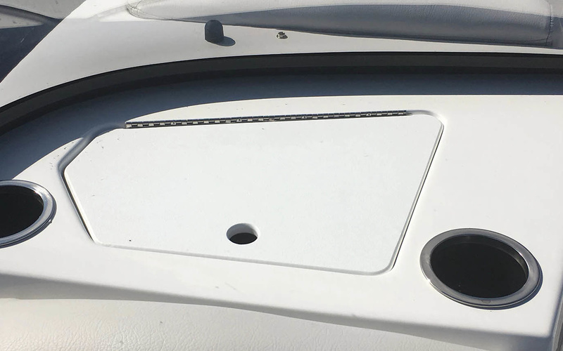 Hurricane SunDeck 187 IO