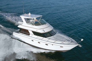 Carver 46 Voyager