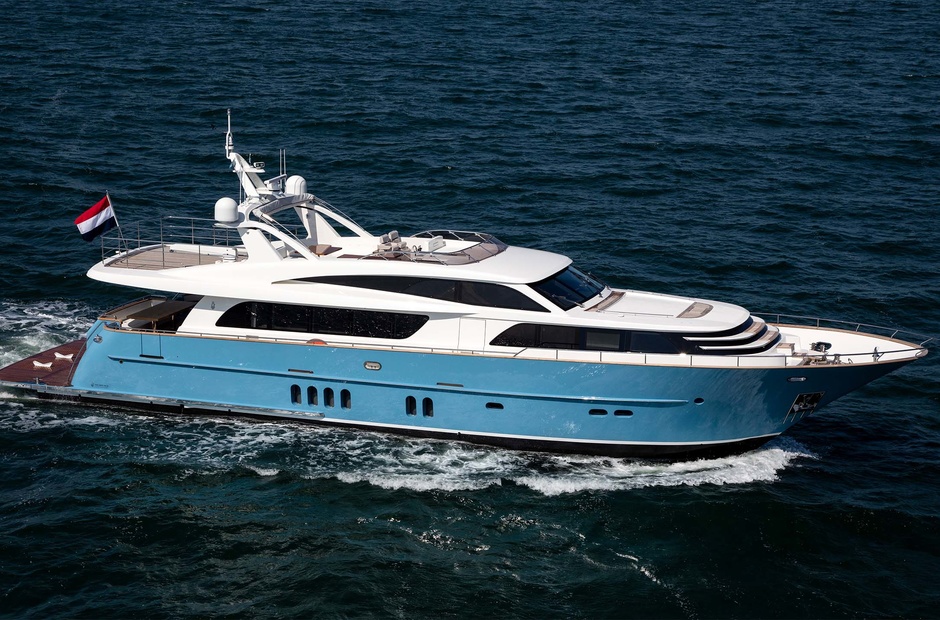 Van der Valk Helga