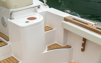 Fishing Raptor 340 WA Pilothouse