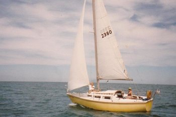 Living on a small boat: five lessons about yourself.