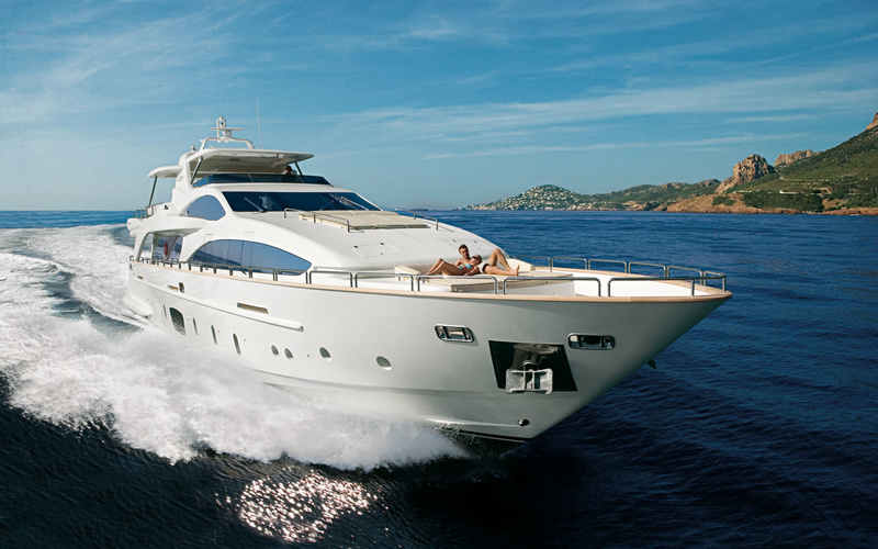 Azimut Grande 105
