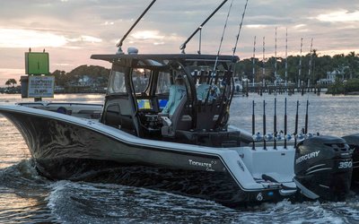 TideWater 320 CC Adventure