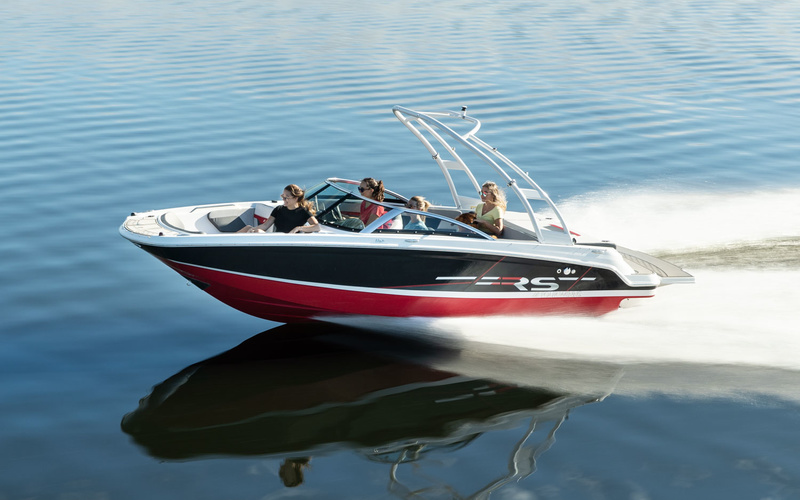 Four Winns HD2 RS Surf