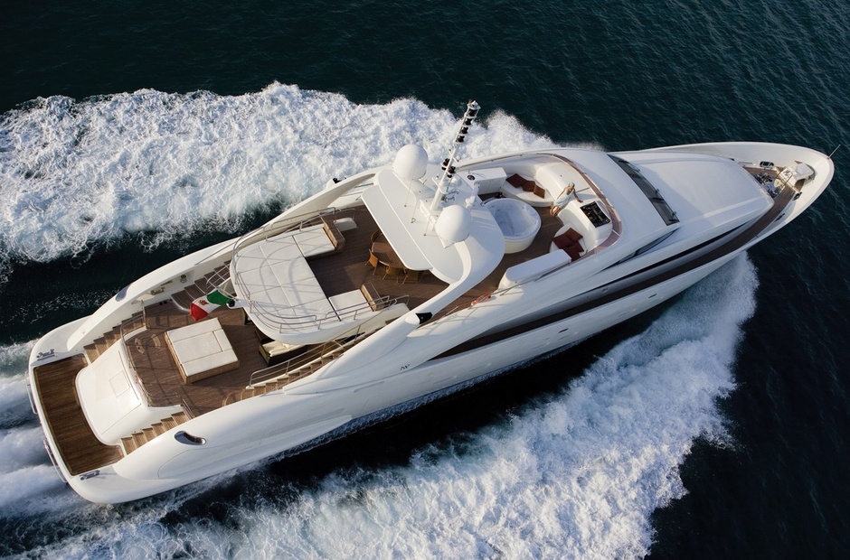 ISA Yachts 120