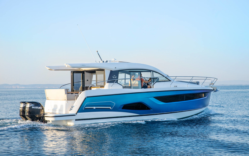 Sealine С390V