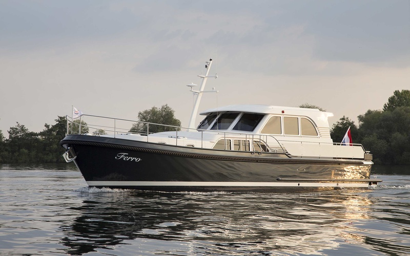 Linssen 470 AC Variotop