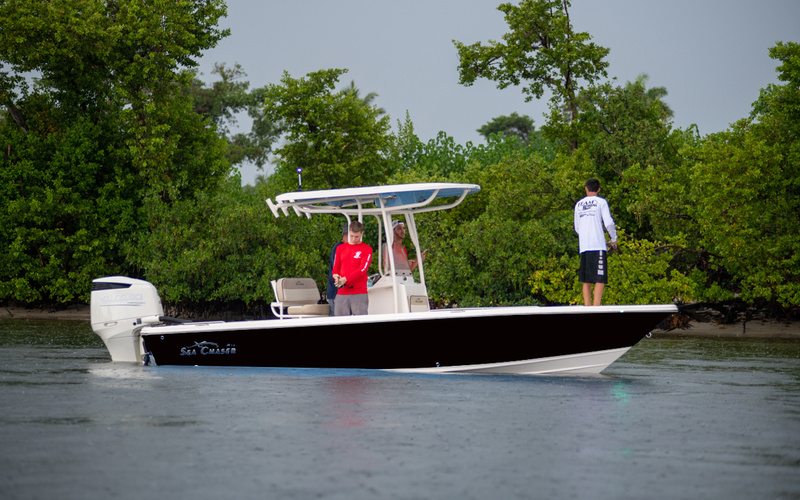 Sea Chaser 23 LX