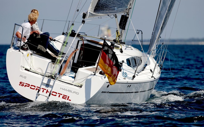 Dehler  32