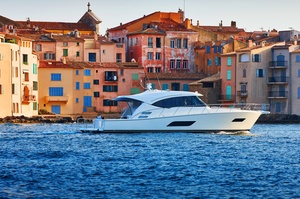 Riviera 545 SUV