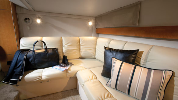 Larson Cabrio 330