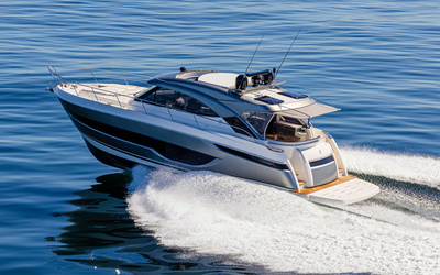 Riviera 4600 Sport Yacht Platinum Edition