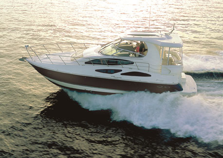 Cruisers Yachts 455 Express Motoryacht