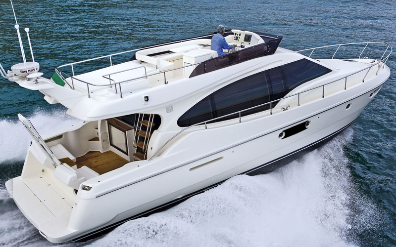Ferretti 500
