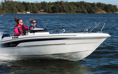 Yamarin 46 Side Console