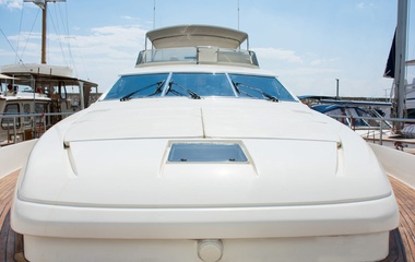 Ferretti Avra