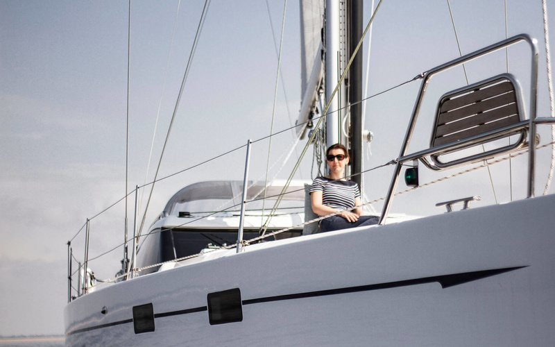 Discovery Longitude 48