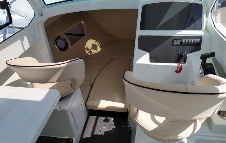Velvette Cabin 23 Active Sedan (2019)
