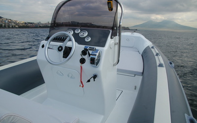 MV 700