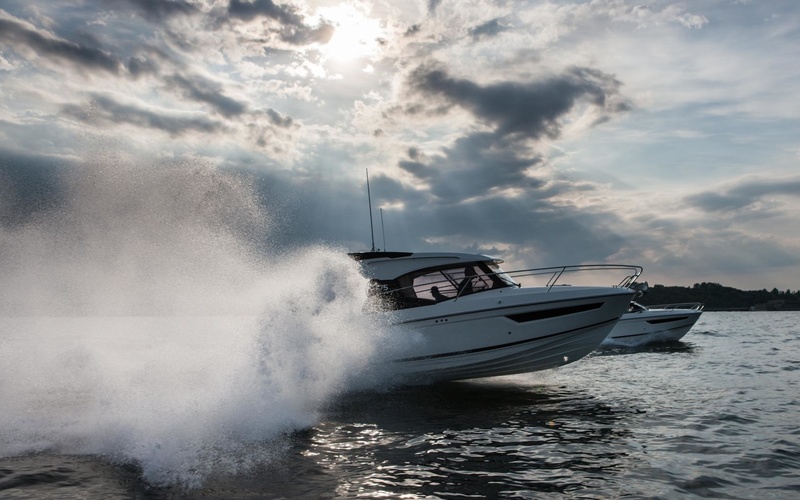 Parker 750 Cabin Cruiser