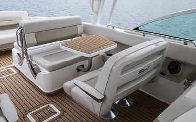 Boston Whaler 320 Vantage