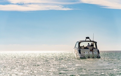Sea Ray Sundancer 370 Outboard