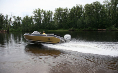 Volzhanka 53 Bowrider