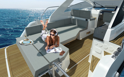 Sealine S335
