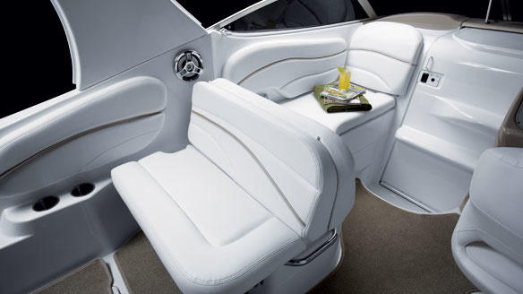 Larson Cabrio 240