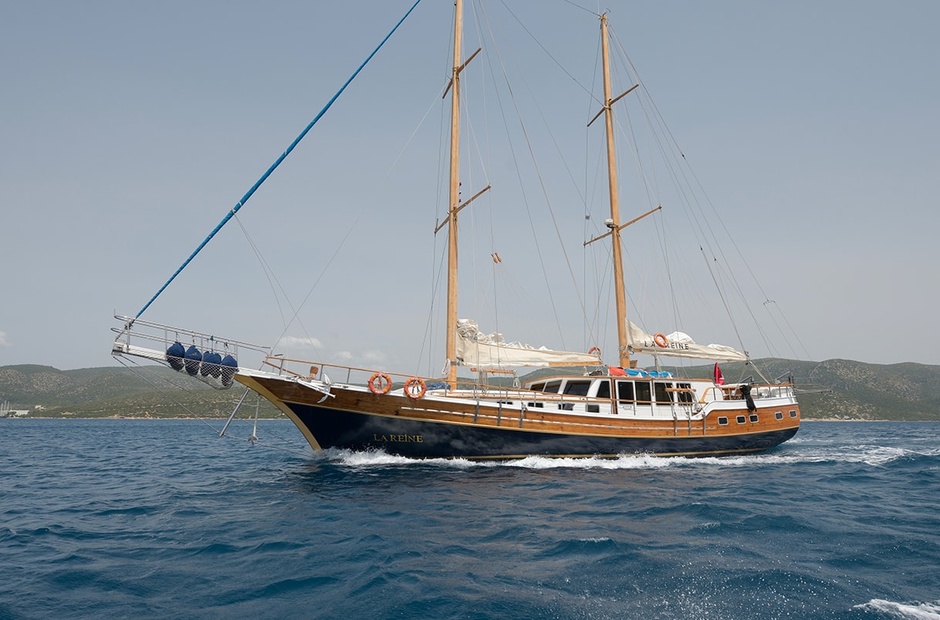 Custom La Reine