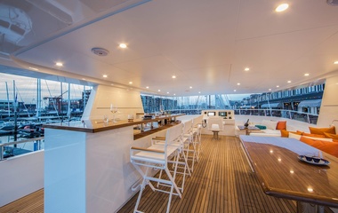 Van der Valk Falcon