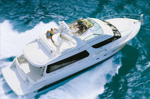 Carver 570 Voyager
