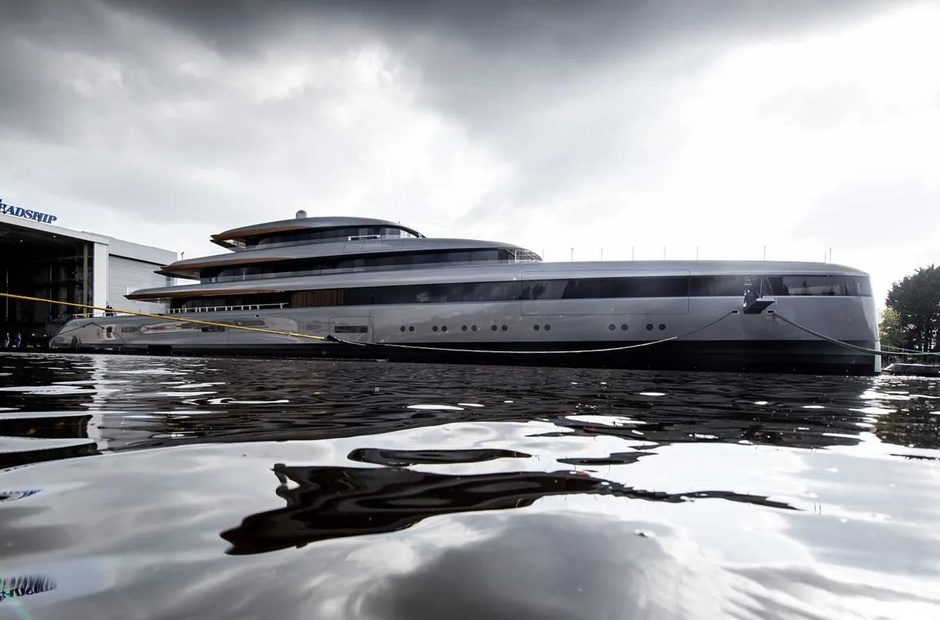 Feadship Obsidian