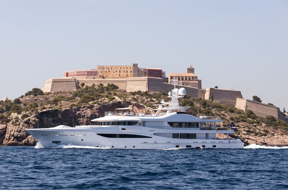 Feadship Halo