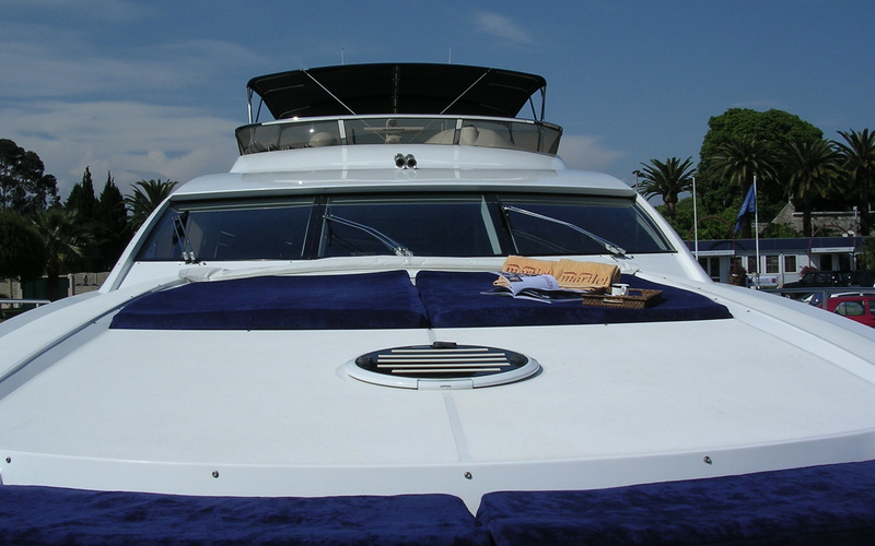Sunseeker 82 Yacht