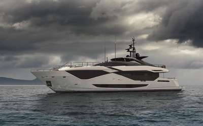 Sunseeker 120 Yacht
