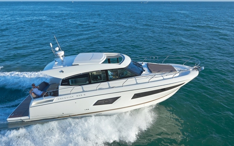 Prestige 420 S