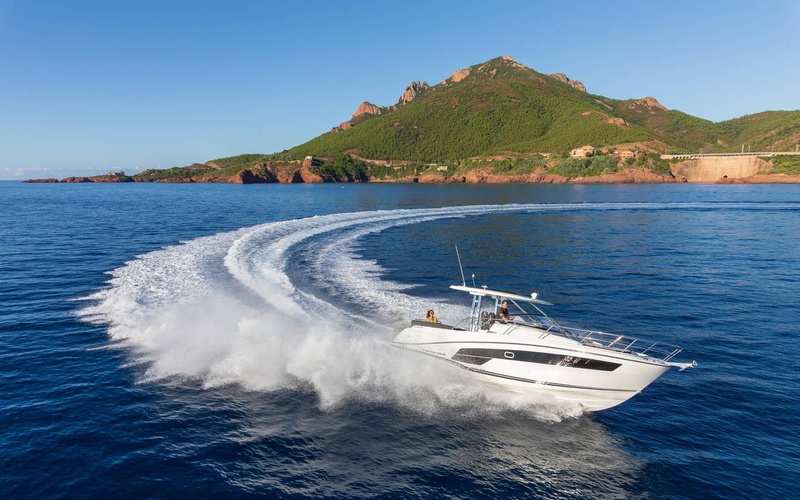 Jeanneau Cap Camarat 10.5 WA Series 2