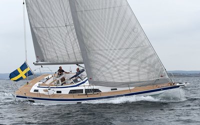 Hallberg-Rassy  44