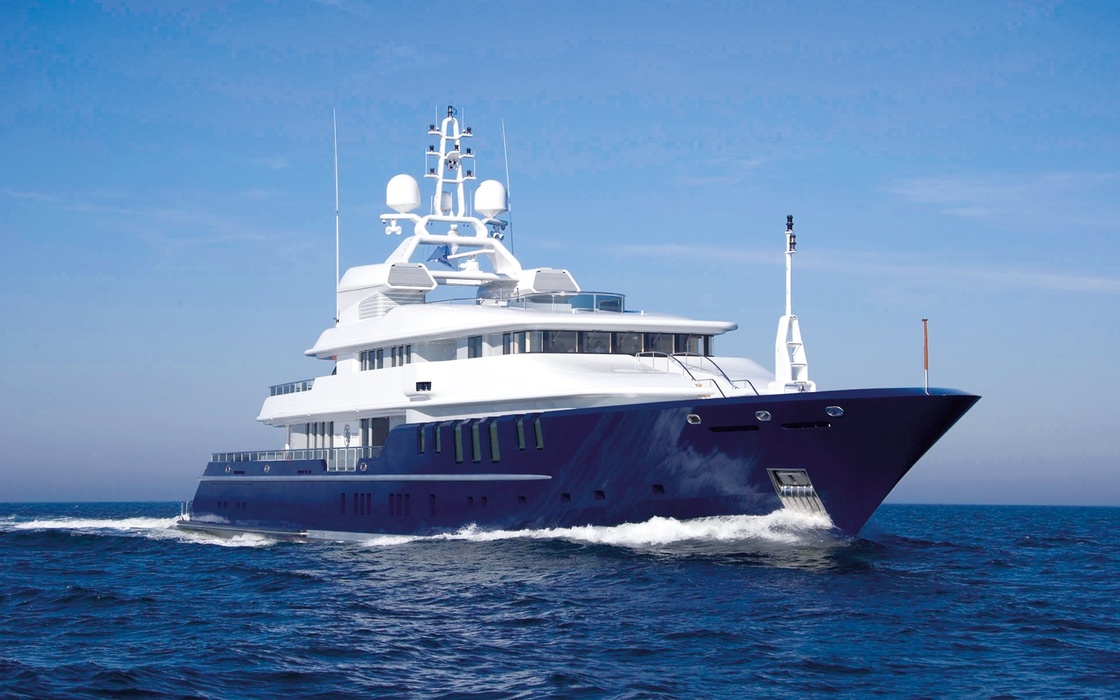 Evraz metallurgical and mining company founder Alexander Abramov put up for sale his 68-metre yacht Triple Seven manufactured by Nobiskrug a year ago, asking for €44.9 million but still seems to be the owner. The boat is the winner of the International Superyacht Society Awards - 2007 in the «Best Power 43m+»category, which says a lot. Paying for a week's rent of such a boat will cost from €538,000.