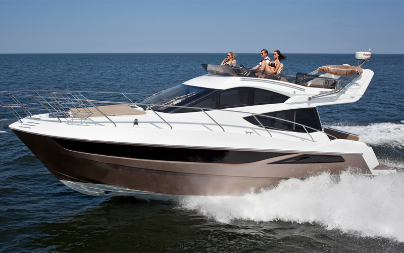 Galeon 380 Fly
